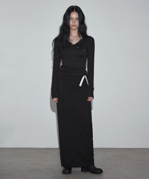 Butil Button V Wrap Hooded Long-Sleeve T Shirt_Black
