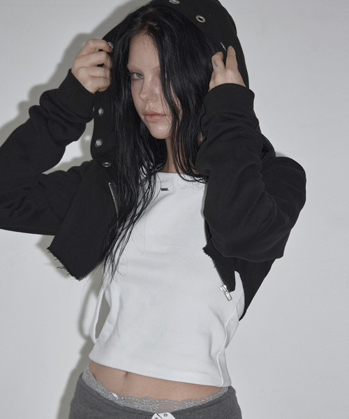 Cheto Eyelet Crop Bolero Hood Zip Up_Black