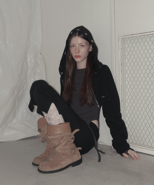 Cheto Eyelet Crop Bolero Hood Zip Up_Black