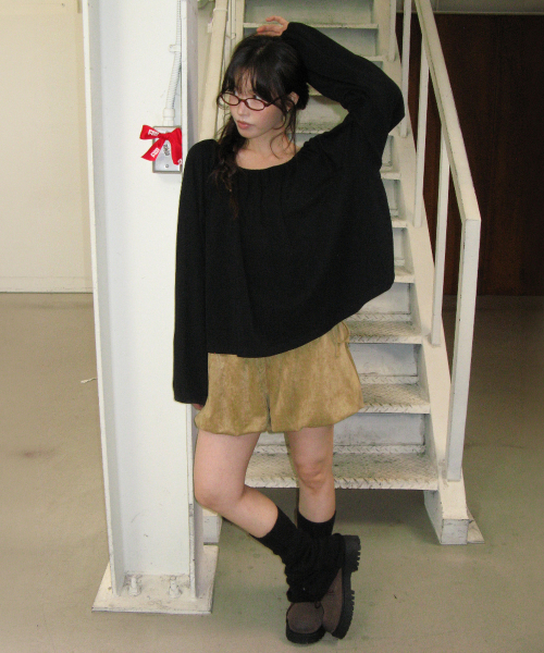 SHIRRING PUFF LONG SLEEVE BLACK
