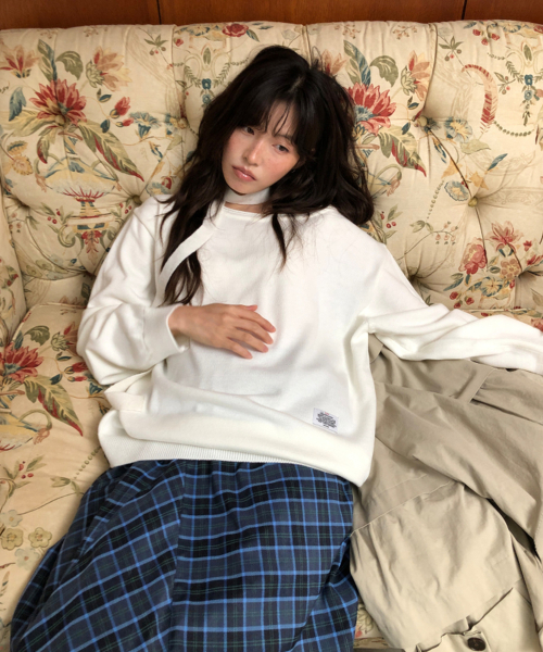 HEART BUTTON OFF SHOULDER KNIT IVORY