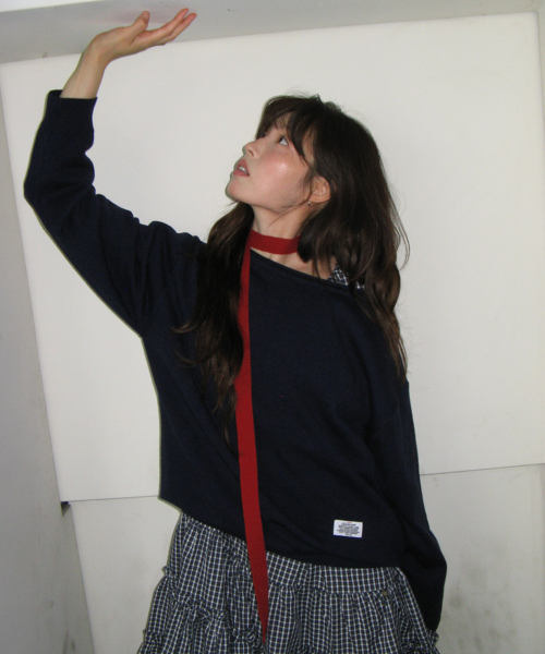 HEART BUTTON OFF SHOULDER KNIT DARK NAVY