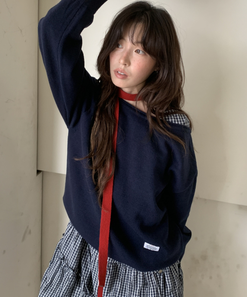HEART BUTTON OFF SHOULDER KNIT DARK NAVY