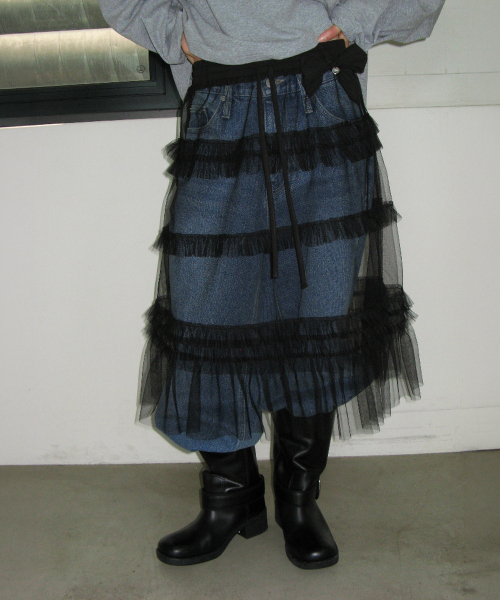 RIBBON PIN SET SHEER TULLE SKIRT BLACK