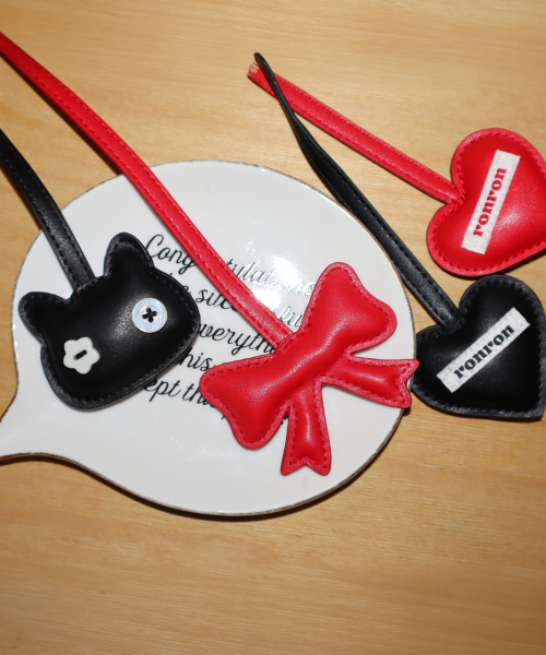 HEART RIBBON CAT STRAP KEYRING MIX