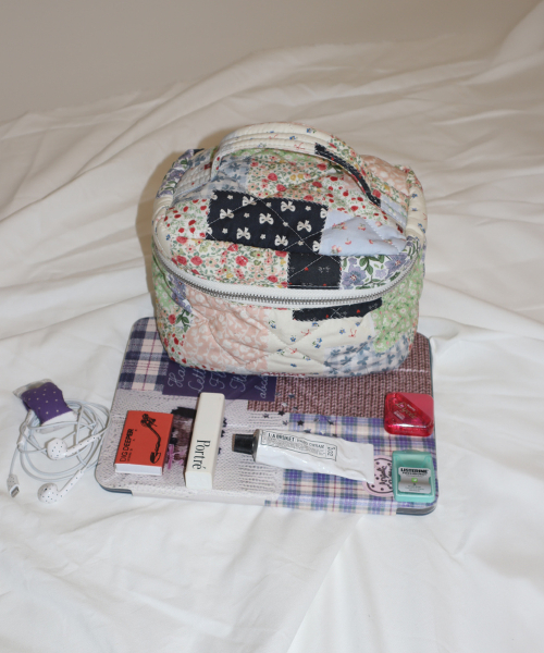 PATCHWORK QUILTED SQUARE POUCH