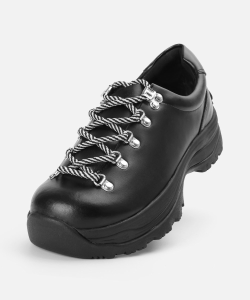 RESOLUTE [BLACK]