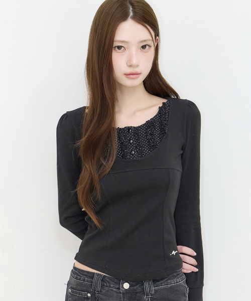 RUFFLE LAYERED LONG SLEEVE BLACK