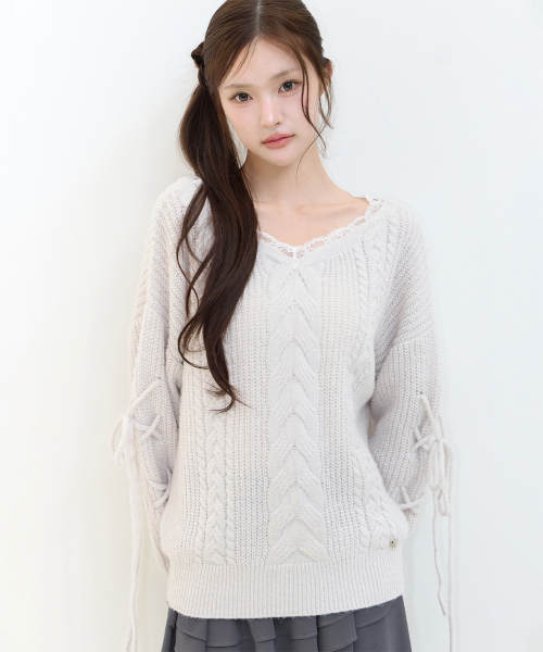 LACE UP V-NECK KNIT GRAY