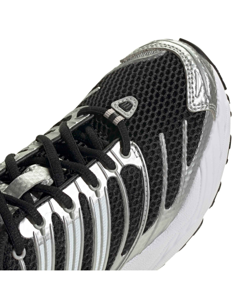 ADISTAR CONTROL 3 W CBLACK/SILVMT/FTWWHT