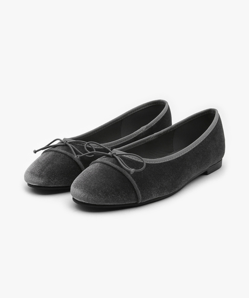Doroa Ribbon Velvet Flat Shoes (1cm)