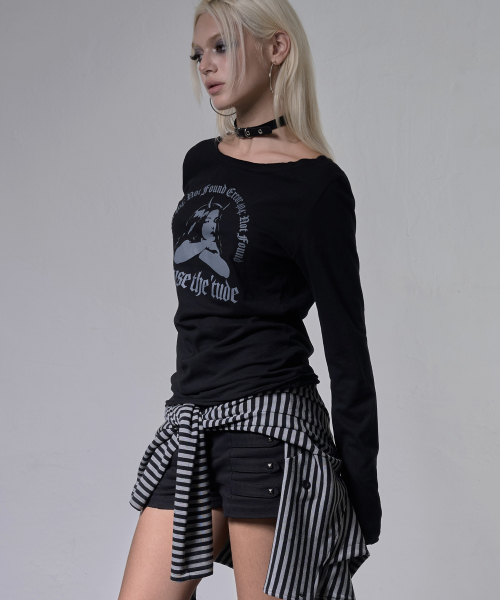 LOST SIGNAL LONG SLEEVE (BLACK) F26ZB528