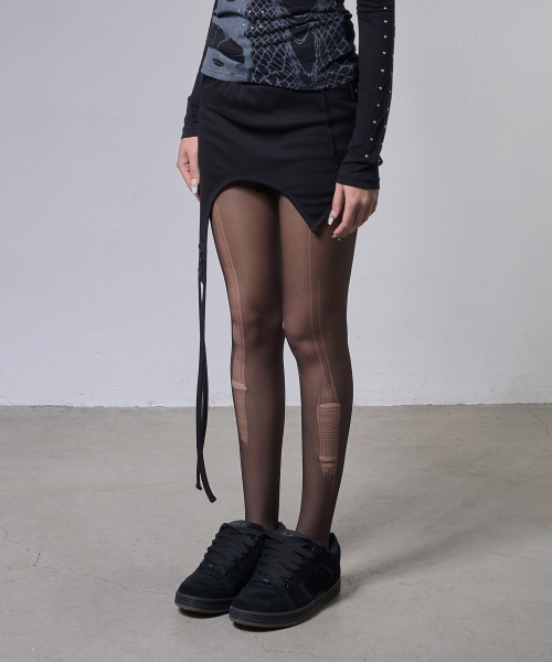 OVERLAY SHORTS (BLACK) F26ZD465