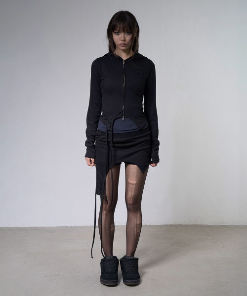 OVERLAY CROP HOODED ZIP-UP (BLACK) F26ZA513