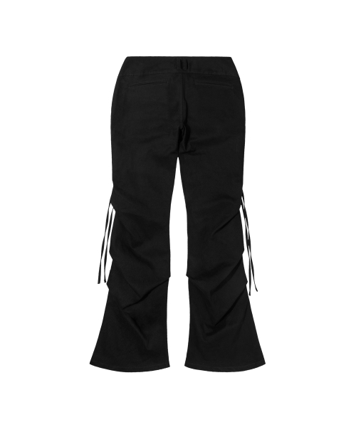 BELTED FLARE SHIRRING PANTS (BLACK) F26ZD468