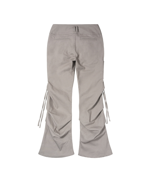 BELTED FLARE SHIRRING PANTS (BEIGE) F26ZD468