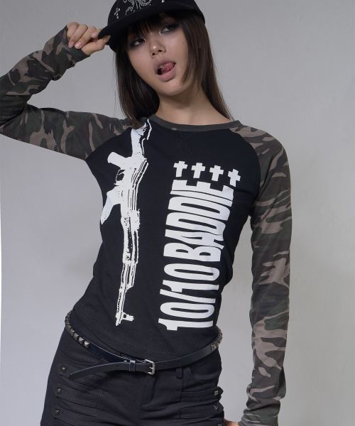 BADDIE SNIPER LONG SLEEVE (CAMO) F26ZB532