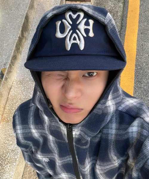 REVERSIBLE LOOSE FIT CHECK HOOD JACKET [BLACK]