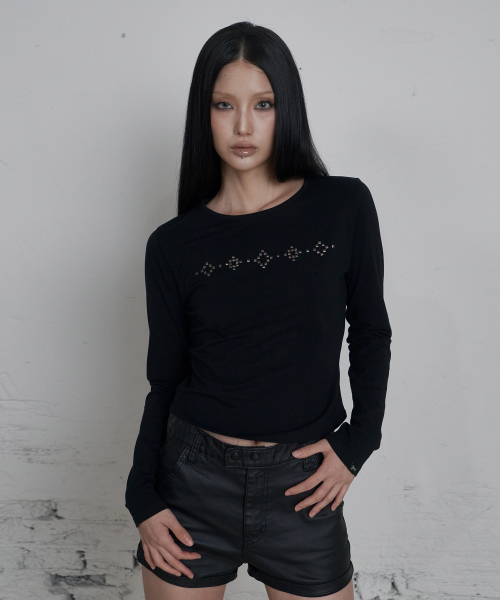 C SQUARE STUD SLIM FIT T-SHIRT_BLACK