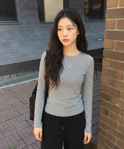 Ribbed Long-Sleeve T-Shirt J1TS020O