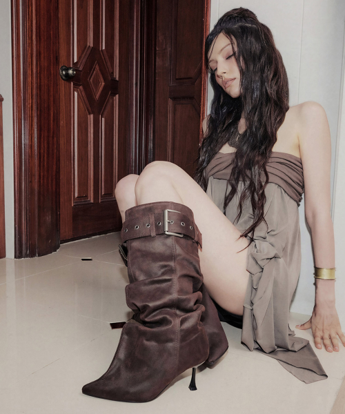 305 buckle slouchy boots  / brown