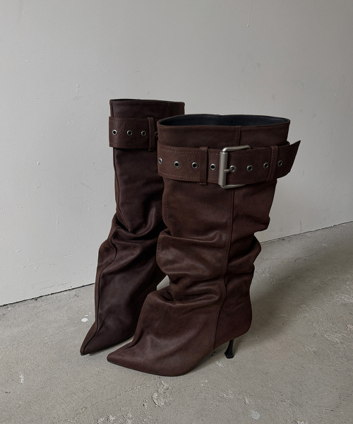 305 buckle slouchy boots  / brown