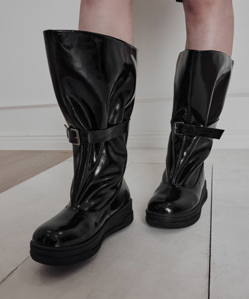 308 raw fur strap boots