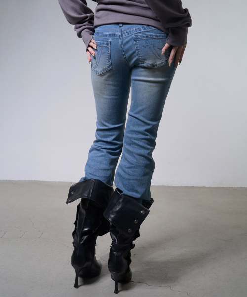 BLING BELTED BOOTCUT PANTS (MID BLUE) F26ZD464