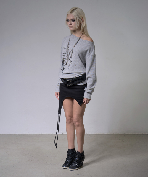 PIXEL CROSS ONE-SHOULDER SWEATSHIRT (MELANGE GRAY) F26ZB535