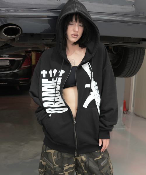 BADDIE HOODED ZIP-UP (BLACK) F26ZA511