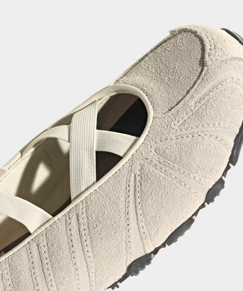 GHOST SPRINT BALLET CREWHT/CREWHT/UTIBLK