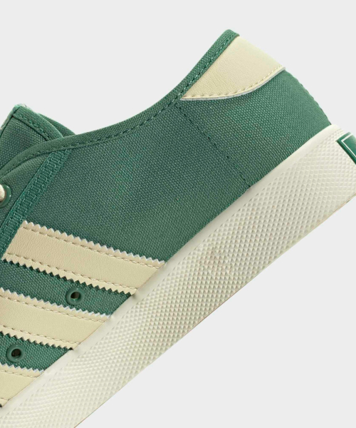 adidas NISI W BLAGRN/CREWHT/GUM3