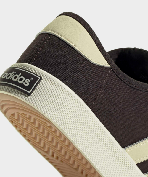 adidas NISI W AUCO/CREWHT/GUM3