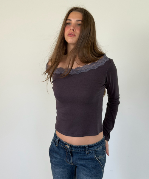 NECK LACE LONG SLEEVE T (CHARCOAL)