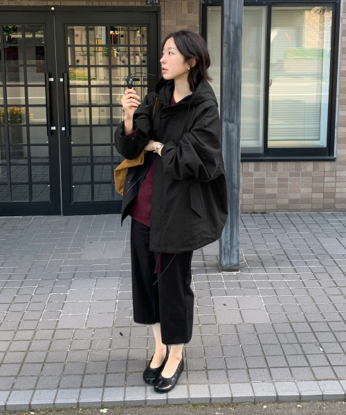 Ghost Hooded Field Jacket (Black)