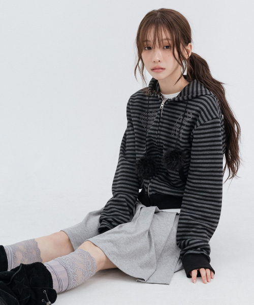 Pom-Pom Striped Hoodie Zip Up_Black