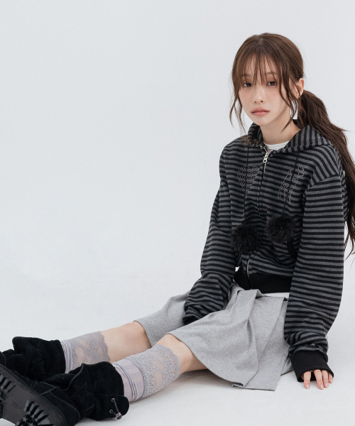 Two-Button Pleated Wrap Skirt_Melange Gray