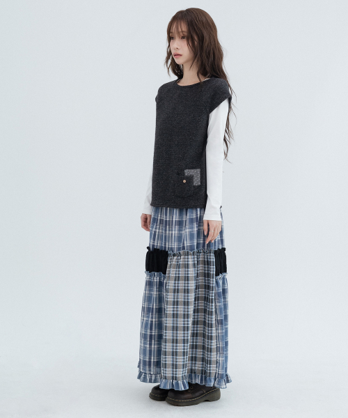 Flower Pocket Layered Knit_Charcoal