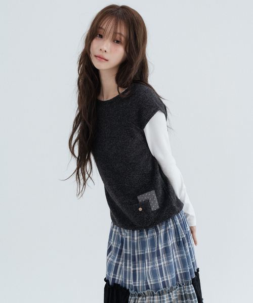 Flower Pocket Layered Knit_Charcoal