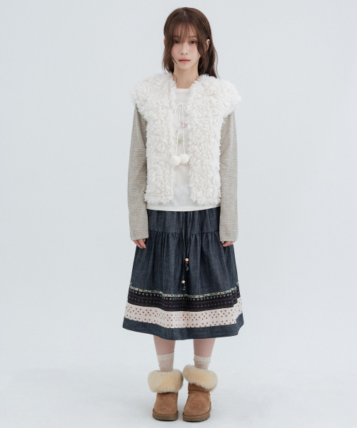Pompom Fur Vest_Ivory
