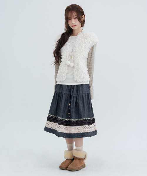 Pompom Fur Vest_Ivory