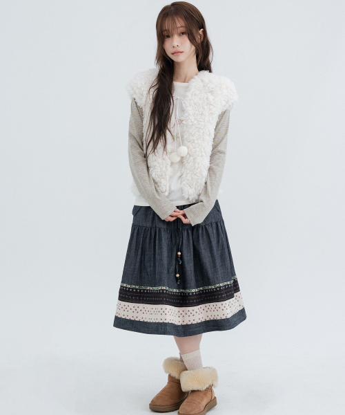Pompom Fur Vest_Ivory
