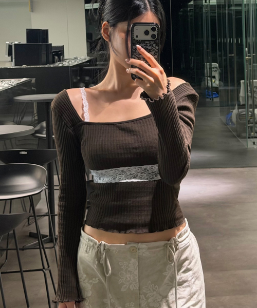 FLEUR SHEER LACE T-SHIRT / BROWN