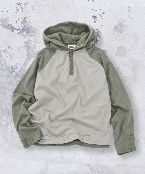 XTT170 래글런 헨리넥 워싱 크롭 후디 (KHAKI)