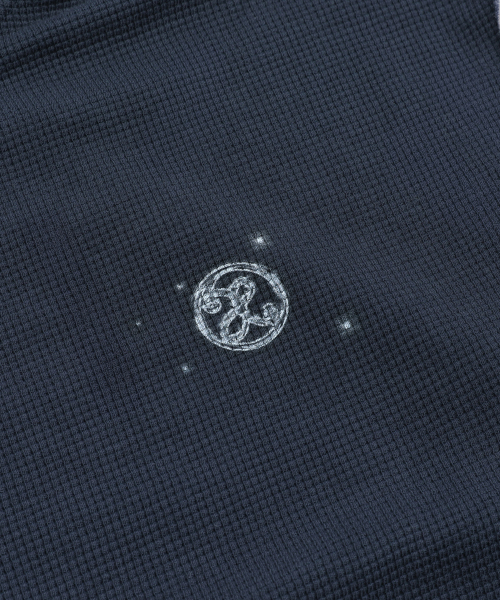 XTT171 스트라이프 믹스 와플 하이넥 크롭 후드 집업 (NAVY)