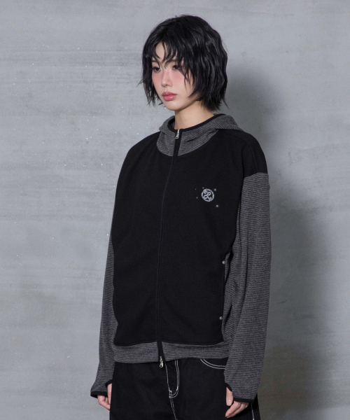 XTT171 스트라이프 믹스 와플 하이넥 크롭 후드 집업 (BLACK)