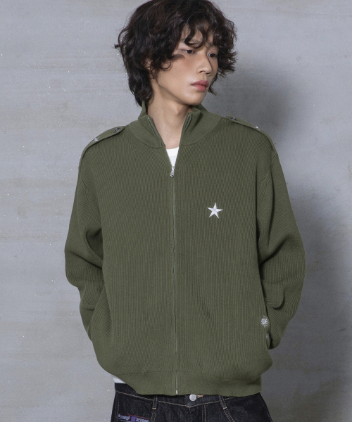XTK183 숄더 탭 하이넥 크롭 니트 집업 (KHAKI)