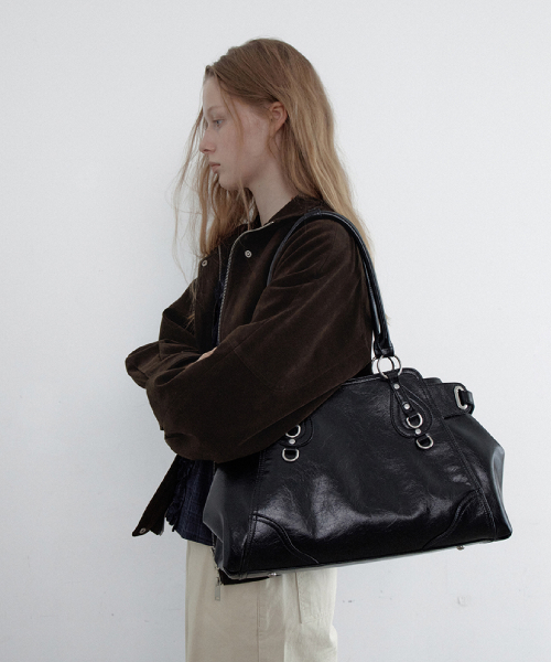 Attic Ring Shoulder Bag (Black)