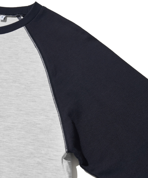 Raw Edge Raglan Long Sleeve Tee_Light Gray