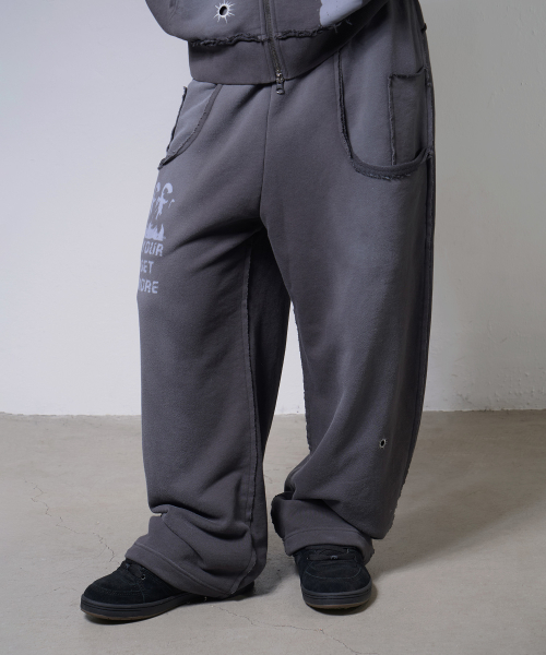 LOST TARGET SWEATPANTS (CHARCOAL) F26ZD461